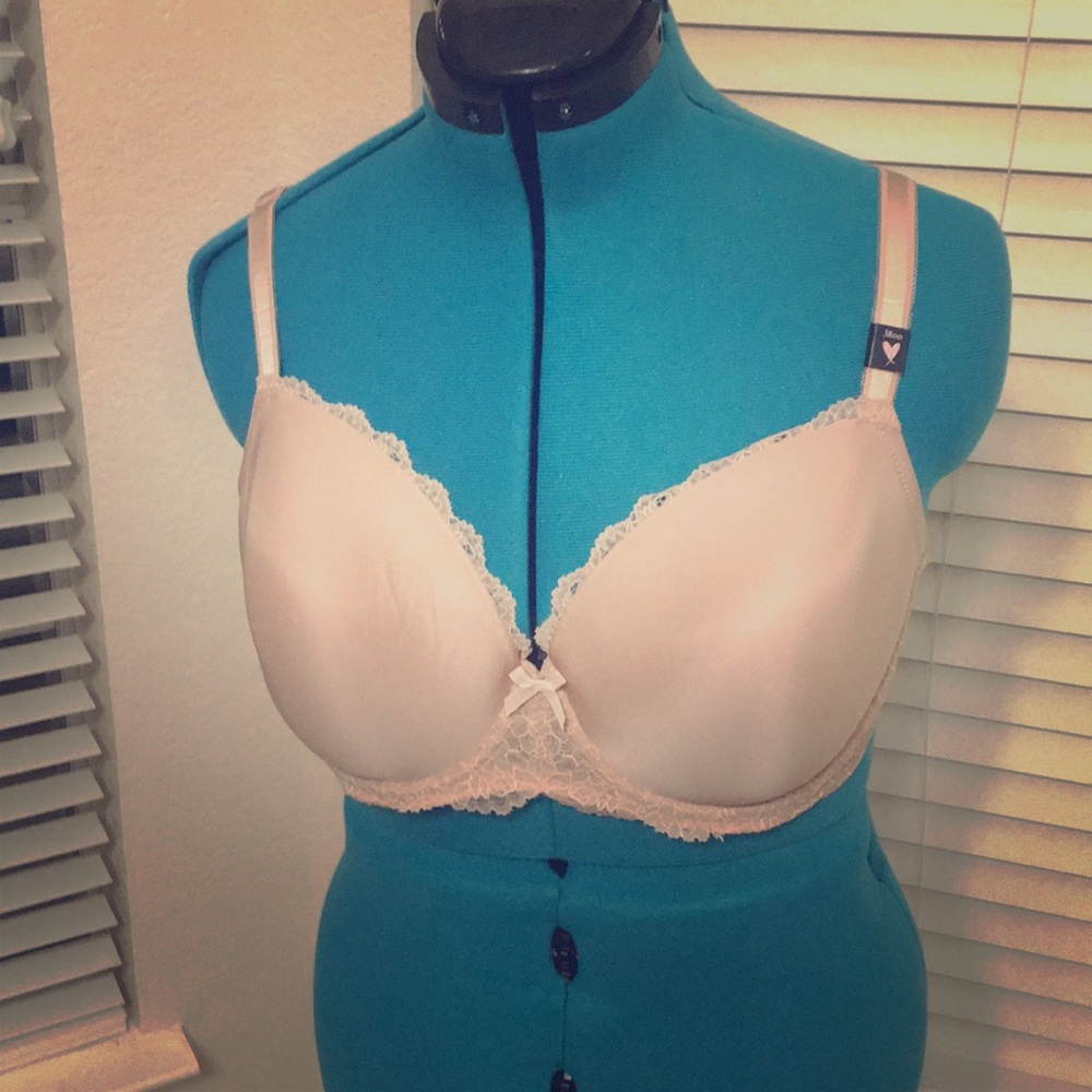 Pink Victoria secret bra